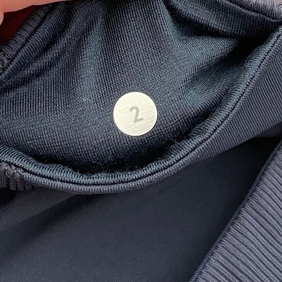 Lululemon All The Right Places Crop II *23" True Navy - Size: 2 - Picture 5 of 8